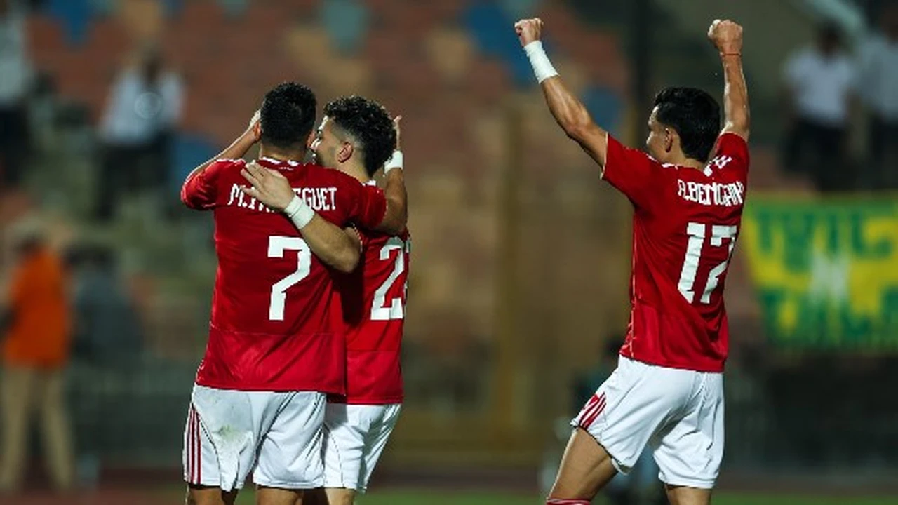 مران الأهلي الأول في المغرب يركز على الاستعداد لمواجهة الجيش الملكي في الجولة الثانية